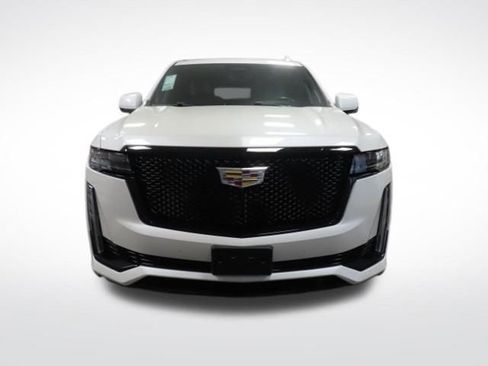 Used 2021 Cadillac Escalade Sport w/ Driver Assist Tech Package image 9