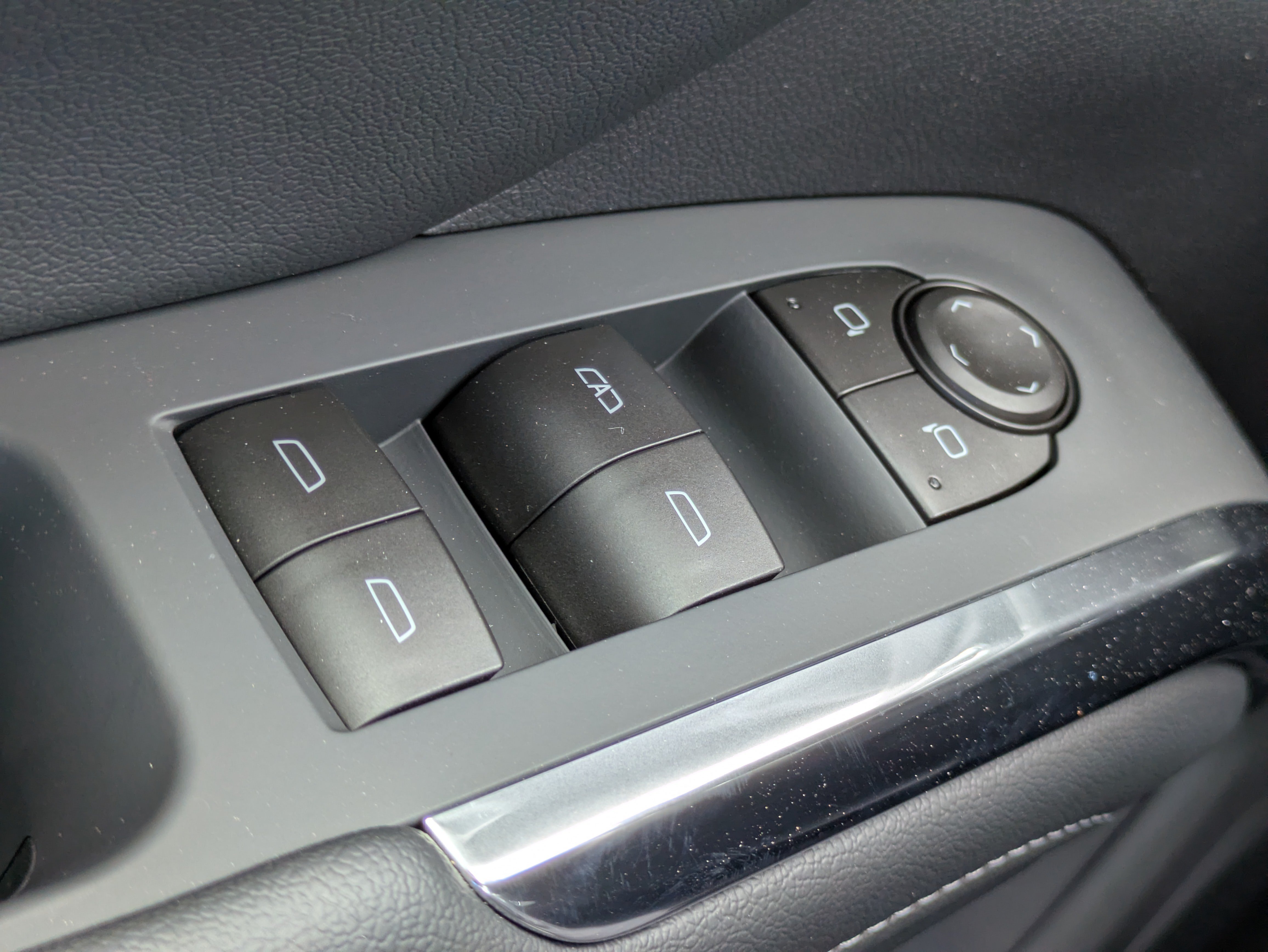 New 2026 Chevrolet Traverse LT FWD image 16