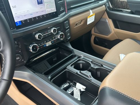 New 2026 Ford F250 Lariat AWD/4WD image 18