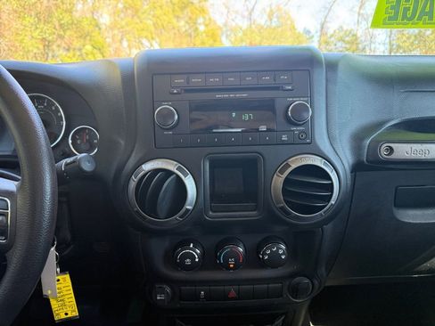 Used 2012 Jeep Wrangler Sport image 21