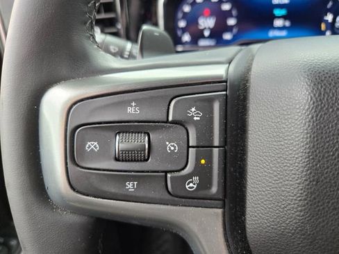 Used 2024 Chevrolet Silverado 1500 LT AWD/4WD image 28