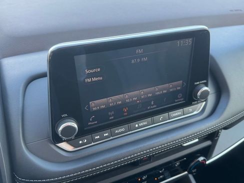 Used 2021 Nissan Rogue S image 23