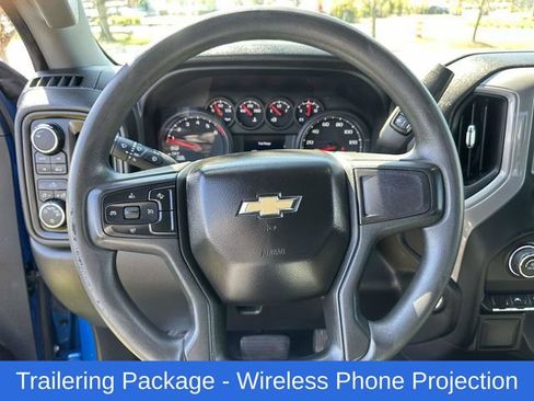 Used 2022 Chevrolet Silverado 1500 Custom AWD/4WD image 10