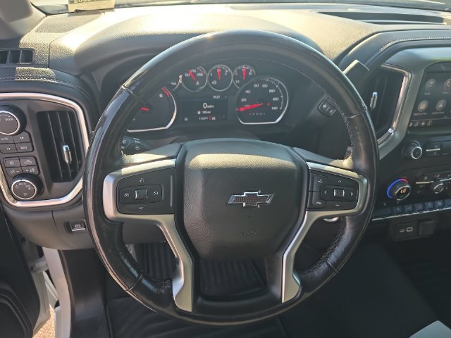 Used 2022 Chevrolet Silverado 1500 RST w/ LPO, Blackout Package AWD/4WD image 16