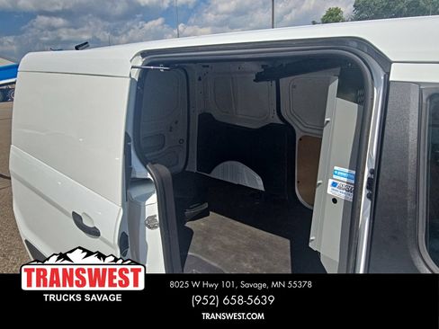 Used 2017 Ford Transit Connect XLT FWD image 17