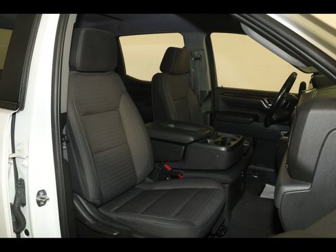 Used 2022 Chevrolet Silverado 1500 LT AWD/4WD image 33