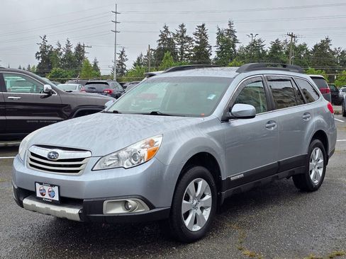 Used 2012 Subaru Outback 2.5i Limited AWD/4WD image 3