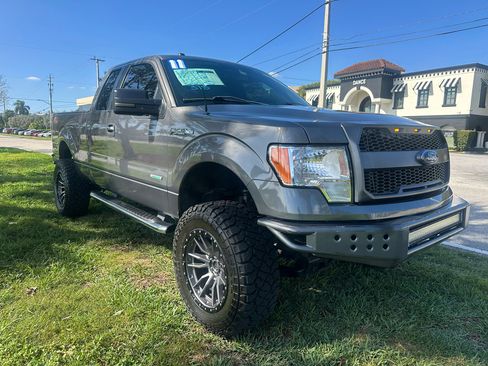 Used 2011 Ford F150 XLT w/ XLT Chrome Pkg image 3