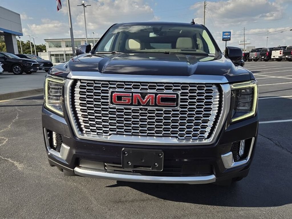 Used 2022 GMC Yukon Denali AWD/4WD image 9