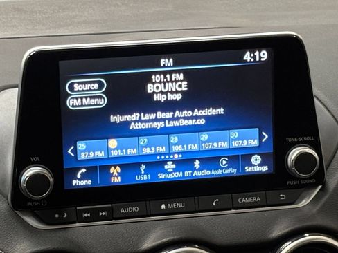 Used 2025 Nissan Sentra SV FWD image 16