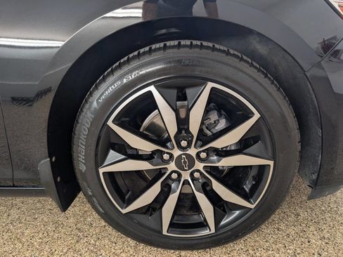 Used 2022 Chevrolet Malibu RS image 20