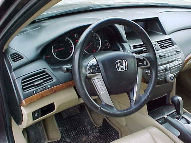 Used 2011 Honda Accord EX-L image 21