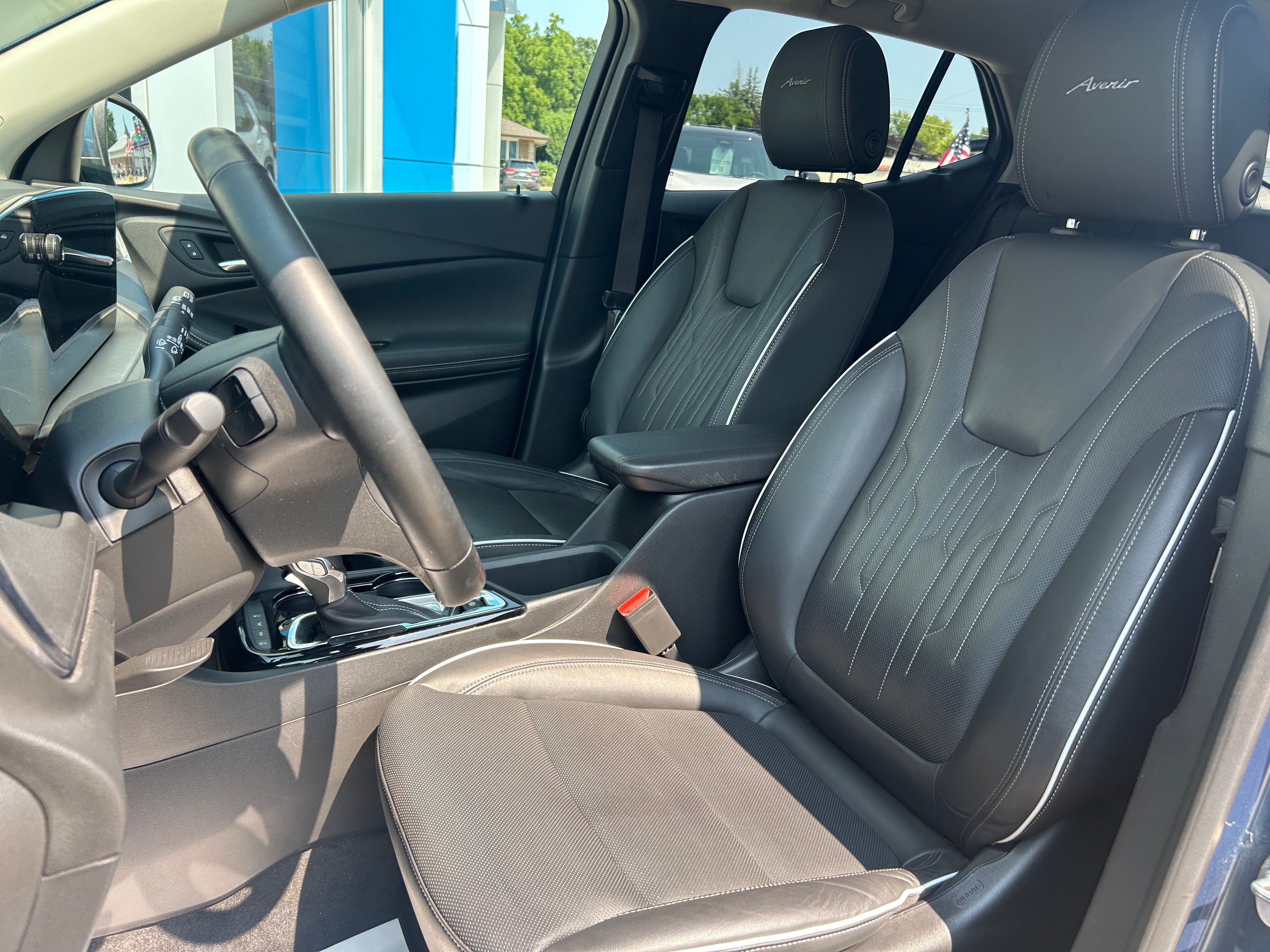 Used 2024 Buick Encore GX Avenir w/ Avenir Technology Package AWD/4WD image 16