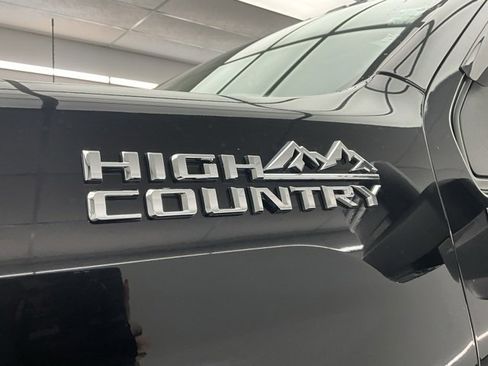 Used 2020 Chevrolet Silverado 2500 High Country w/ Z71 Off-Road Package image 25
