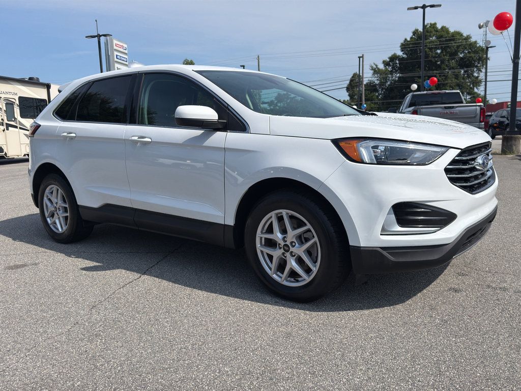 Used 2024 Ford Edge SEL AWD/4WD image 2