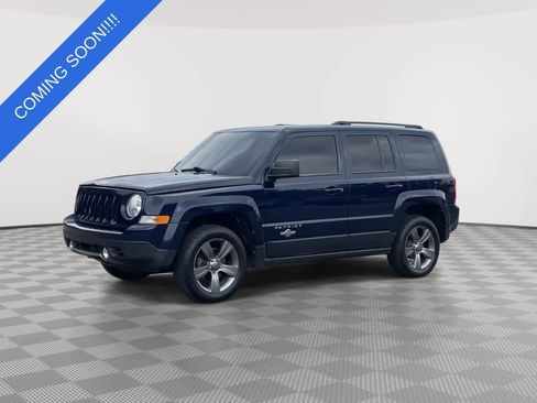 Used 2014 Jeep Patriot Latitude w/ Freedom Edition Package FWD image 4