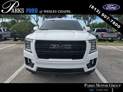 Used 2024 GMC Yukon SLT w/ SLT Premium Package
