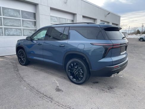 New 2026 Chevrolet Traverse LT w/ Midnight/Sport Edition AWD/4WD image 5