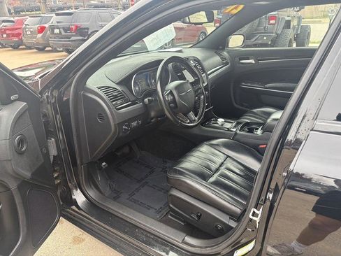 Used 2021 Chrysler 300 S RWD image 12