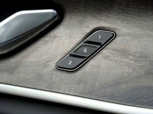 New 2025 Jeep Grand Cherokee L Limited image 18