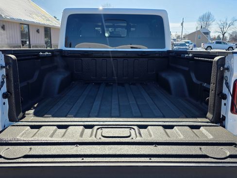 Used 2021 Jeep Gladiator Mojave image 18