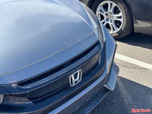 Used 2018 Honda Civic EX-L image 7