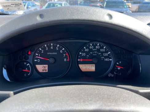 Used 2021 Nissan Frontier SV image 21