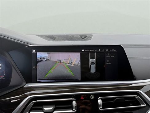 Used 2021 BMW X7 xDrive40i w/ Cold Weather Package image 17