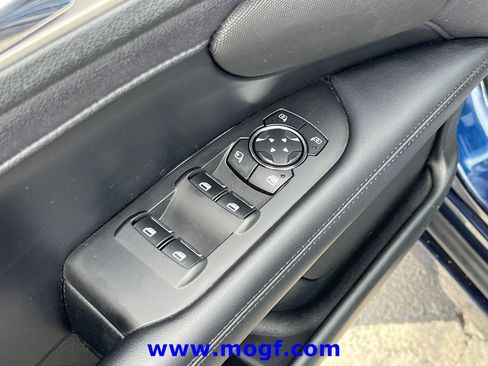 Used 2017 Lincoln MKZ Select w/ Select Plus Package FWD image 18