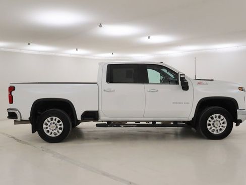 Used 2024 Chevrolet Silverado 3500 LTZ w/ LTZ Premium Package image 2