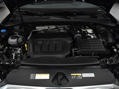 Used 2024 Audi Q3 2.0T Premium Plus w/ Premium Plus Package image 37