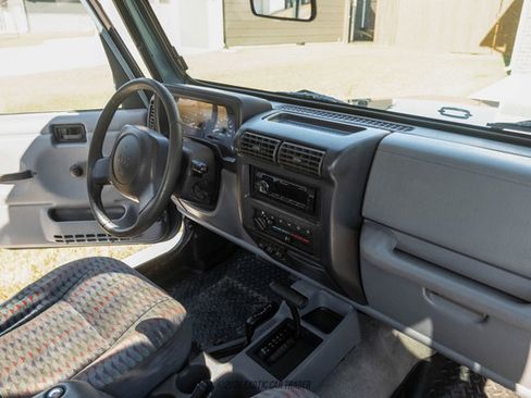 Used 1997 Jeep Wrangler Sport image 35