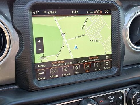 Certified 2022 Jeep Wrangler Unlimited Sahara w/ Cold Weather Group image 17