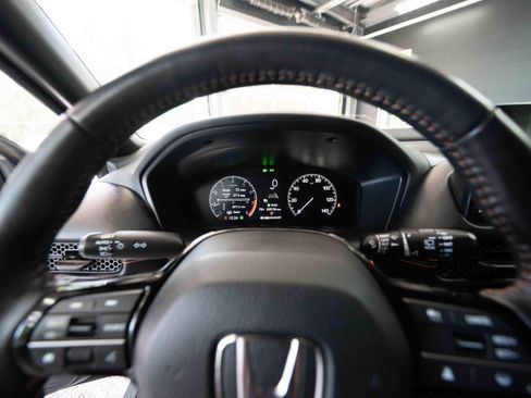 Used 2024 Honda HR-V Sport image 15