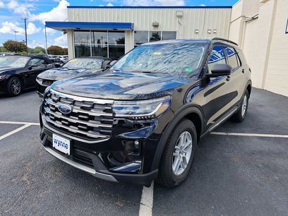 New 2026 Ford Explorer Active w/ Active Comfort Package