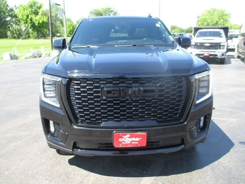 Used 2023 GMC Yukon Denali w/ Max Trailering Package AWD/4WD image 13