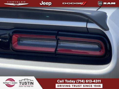 Used 2019 Dodge Challenger SRT Hellcat Redeye RWD image 9