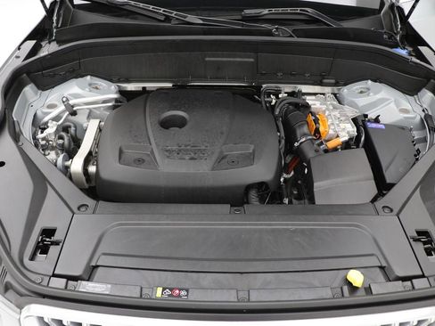 Used 2024 Volvo XC90 T8 Plus w/ Protection Package Premier image 22