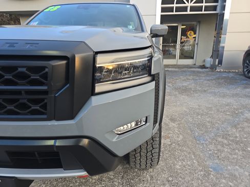 Used 2023 Nissan Frontier PRO-4X w/ Pro-4X Premium Package image 10