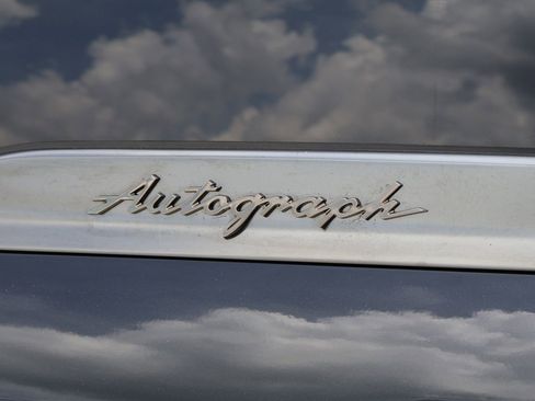 Used 2025 INFINITI QX80 Autograph AWD/4WD image 9