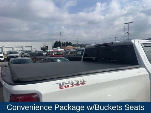 Used 2021 Chevrolet Silverado 1500 LT Trail Boss w/ Convenience Package II image 5