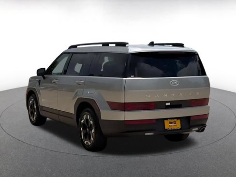 Used 2026 Hyundai Santa Fe SEL FWD image 10