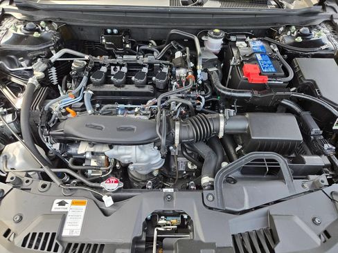Used 2025 Honda Accord SE image 37
