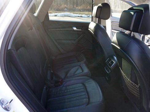 Used 2018 Audi Q5 2.0T Premium Plus w/ Premium Plus Package image 17