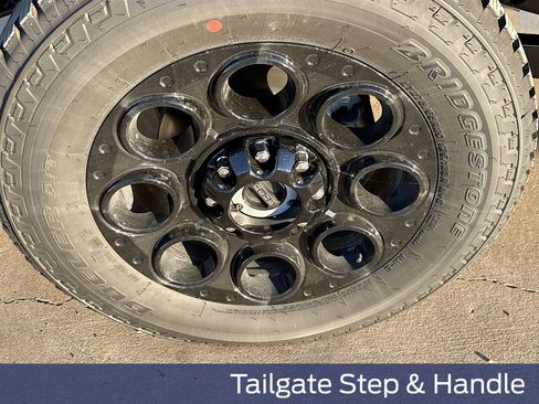 New 2026 Ford F250 Lariat w/ Black Appearance Package image 38