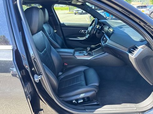 Used 2019 BMW 330i Sedan w/ Premium Package RWD image 10