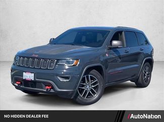 Used 2017 Jeep Grand Cherokee Trailhawk w/ Trailhawk Luxury Group AWD/4WD video 1
