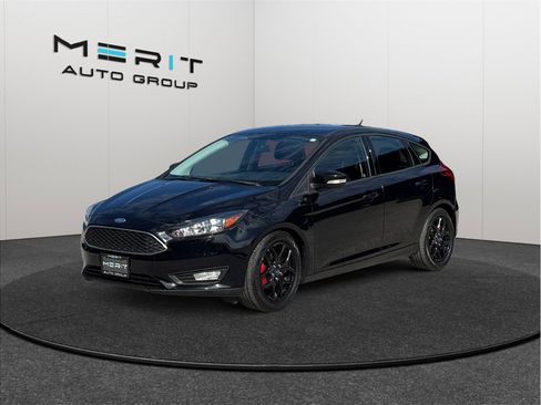 Used 2016 Ford Focus SE w/ Equipment Group 201A image 4