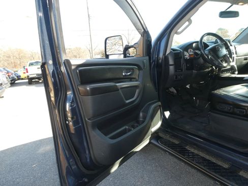 Used 2015 Nissan Titan PRO-4X w/ Pro-4x Luxury Package image 12