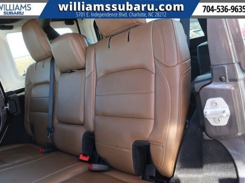 Used 2021 Jeep Wrangler Unlimited Sahara image 32